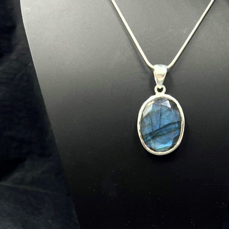 Labradorite Faceted Pendant